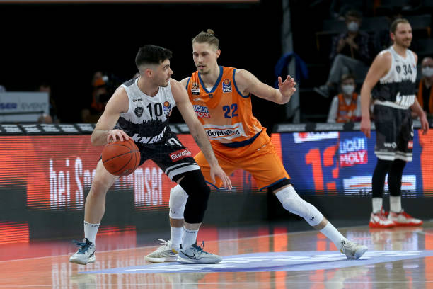 挥的前锋 挥的前锋